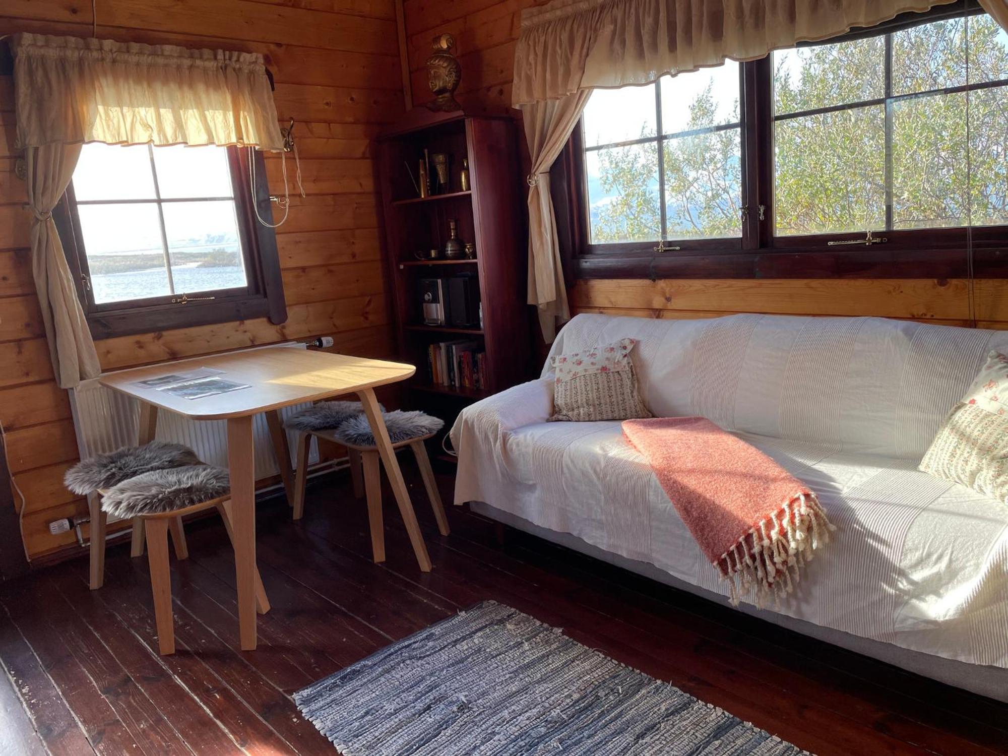 Húsavík Kaldbaks-Kot Cottages מראה חיצוני תמונה