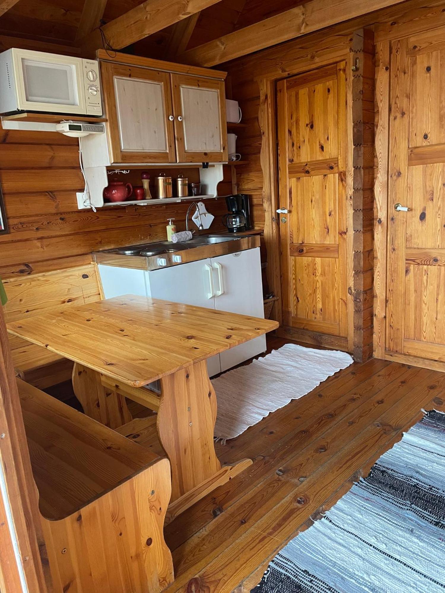 Húsavík Kaldbaks-Kot Cottages מראה חיצוני תמונה